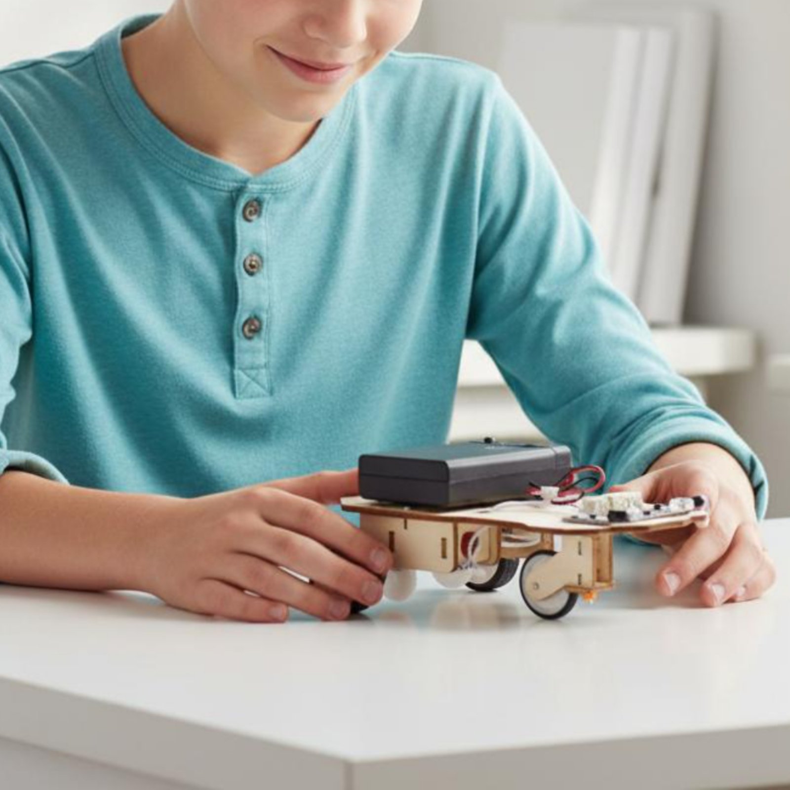 Kit Veicolo Intelligente in Le - Science Robot recensione e prezzo